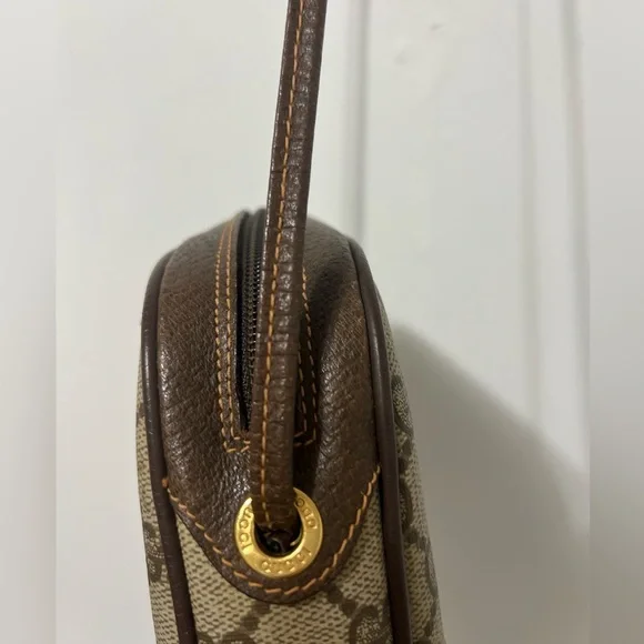 GG Plus Crossbody Bag
$575.00 - Picture 12 of 16